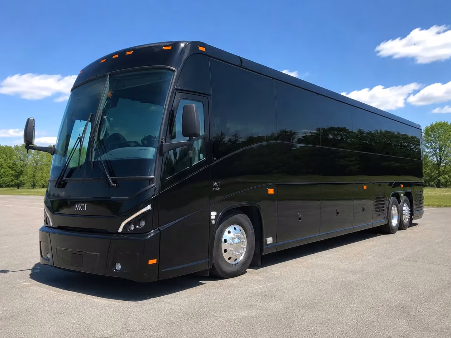 charter bus rentals for deltona corporate events and employee shuttles