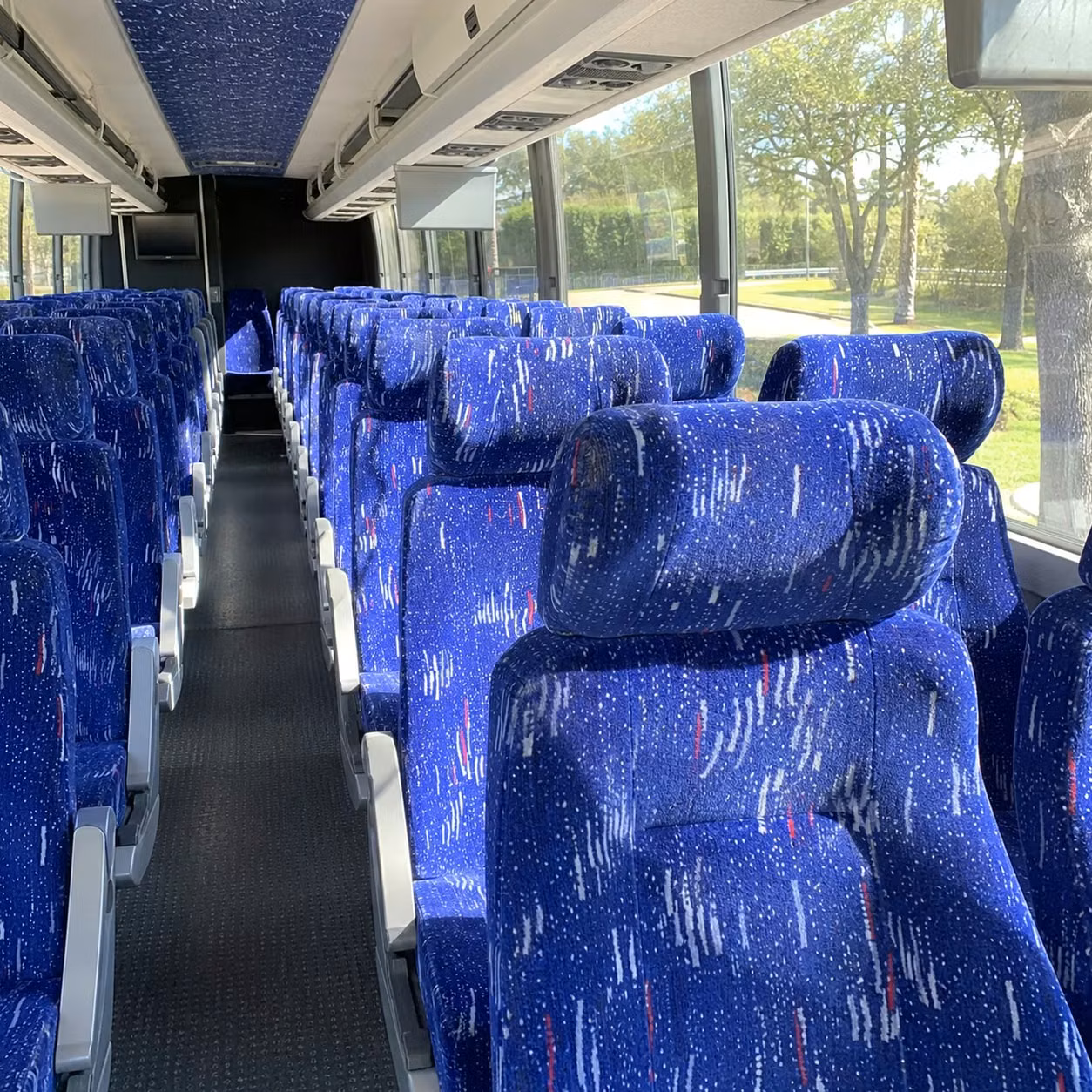 charter buses for deltona college campus tours and academic travel