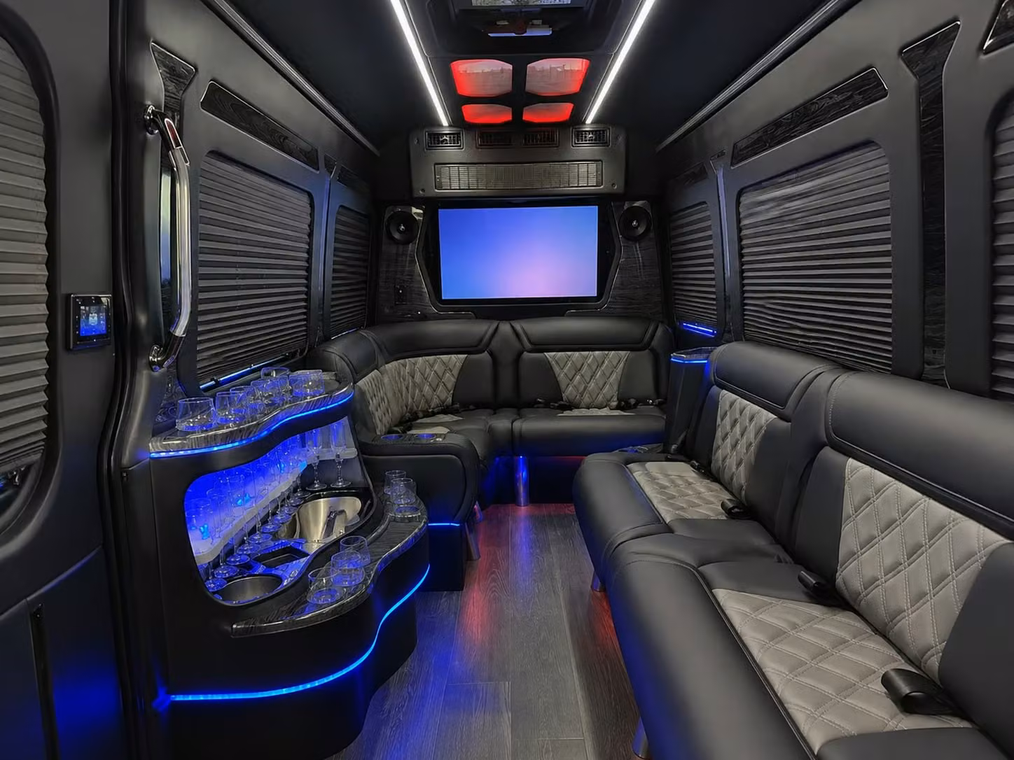 get instant prom bus pricing for deltona in under 30 seconds