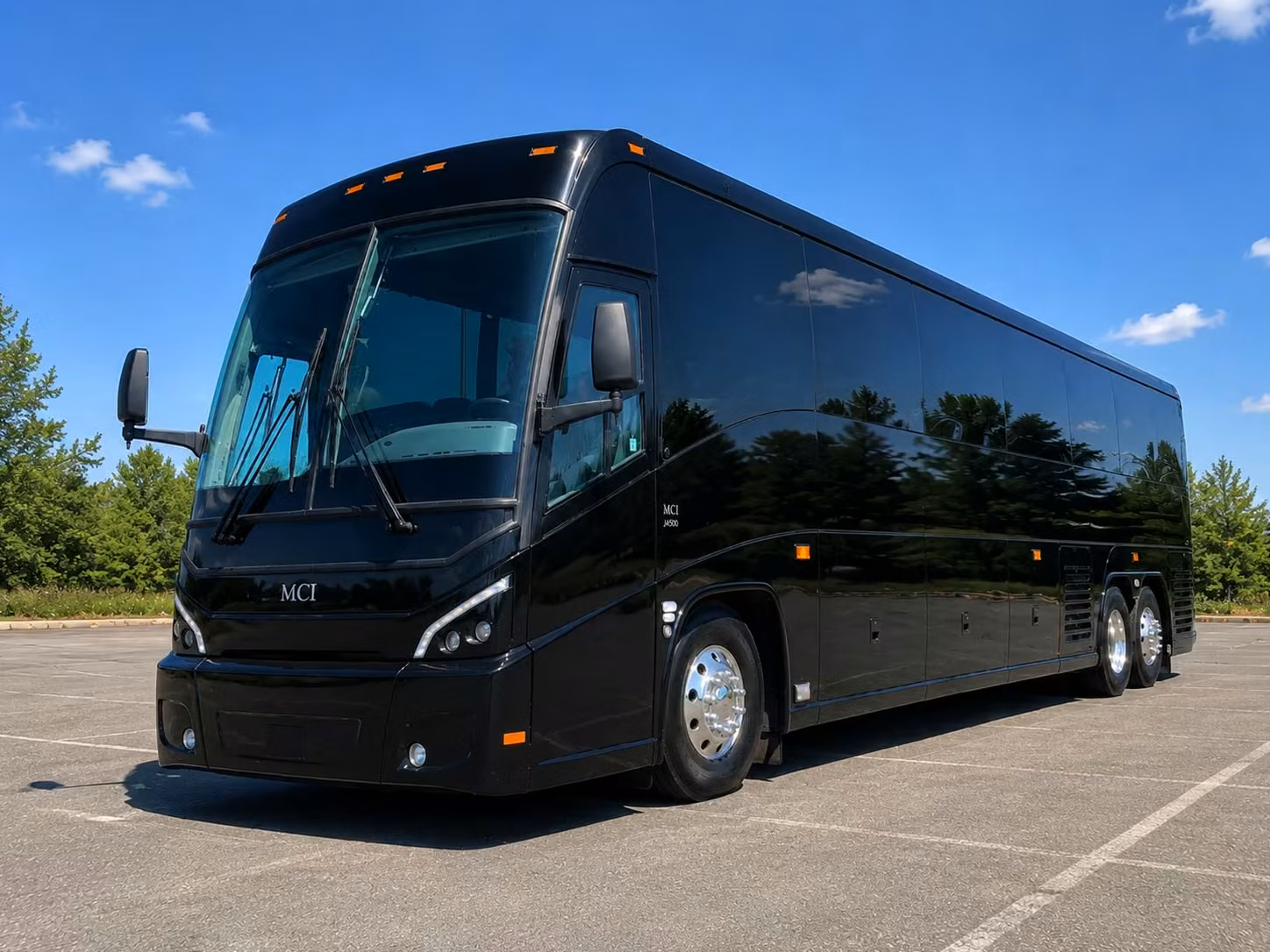 shuttle bus rentals for deltona students heading to history and art destinations