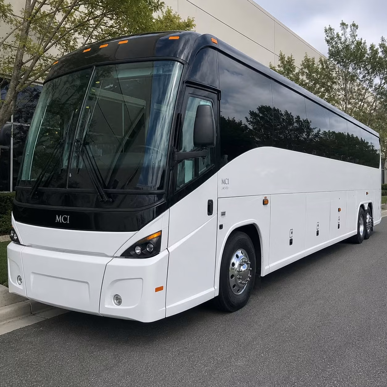 shuttle buses for deltona government agency employees and municipal operations